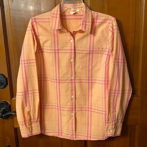 GAP BUTTON UP SHIRT SIZE LARGE